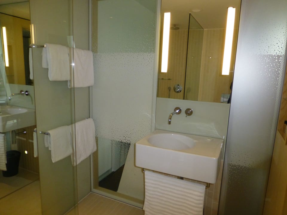 6 AC Hotel Bella Sky Copenhagen