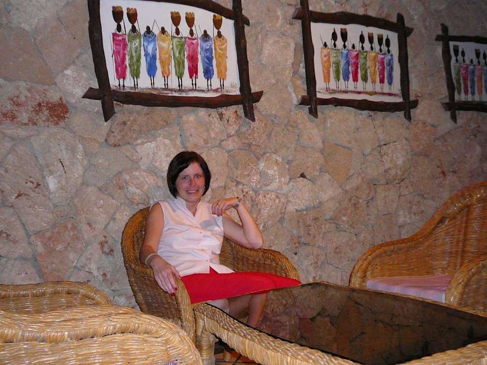 hotel's hall Bahari Beach Hotel