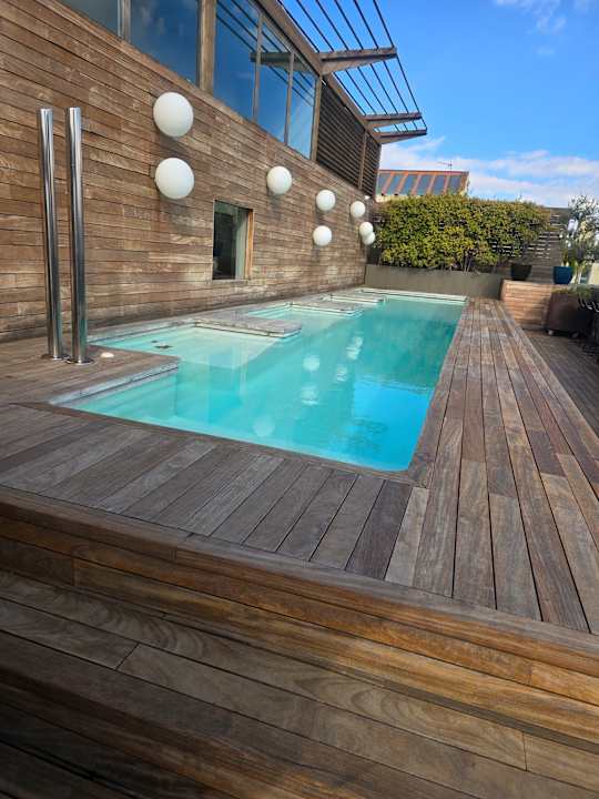 Pool Sir Victor Hotel, part of Sircle Collection