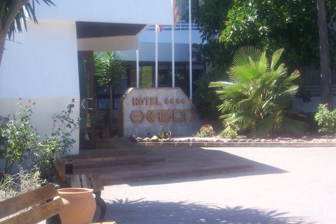 Hoteleingang Hotel Exagon Park