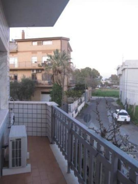 Blick zum Ende der Via Anselmo Banduri B&B Ostia Antica Suite