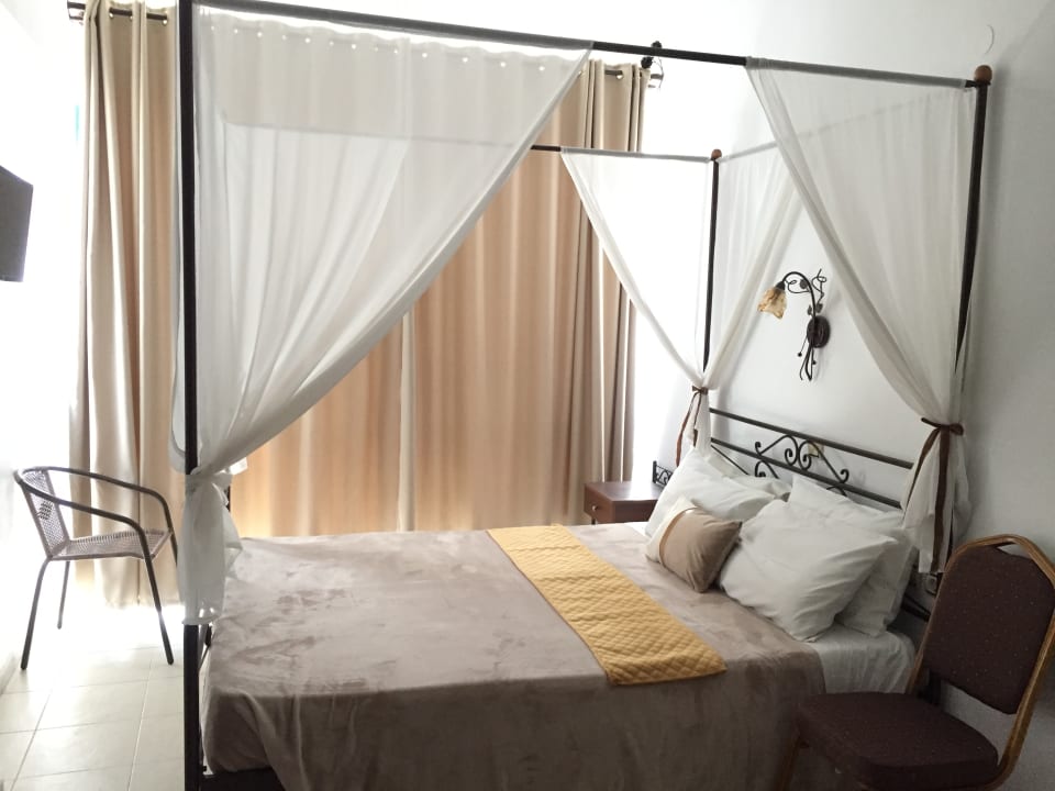 Zimmer Anastasia Studios, Apartments & Suite