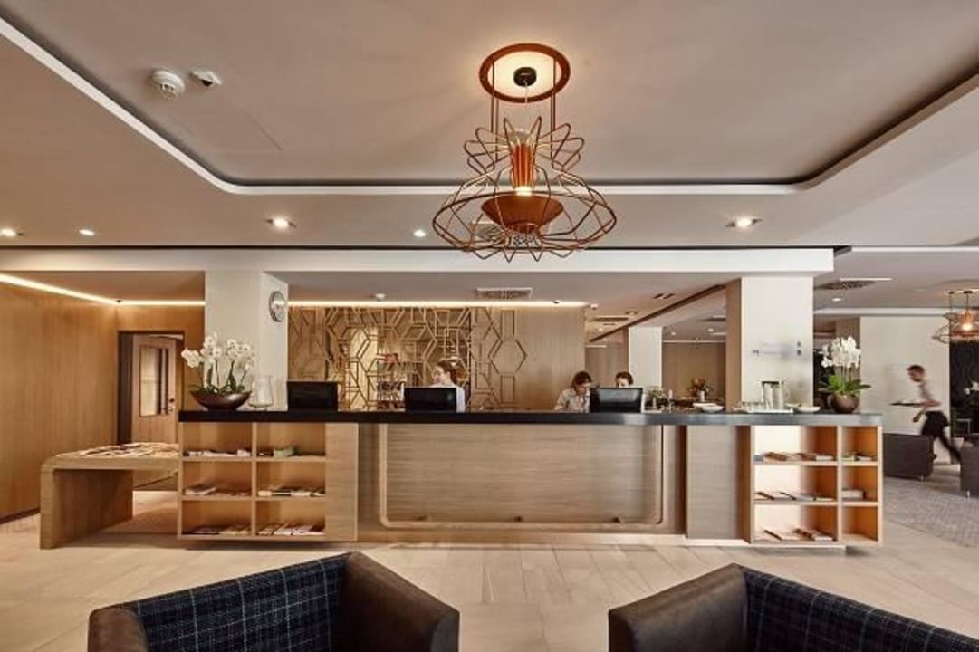 Rezeption Thermal Hotel Balance Lenti