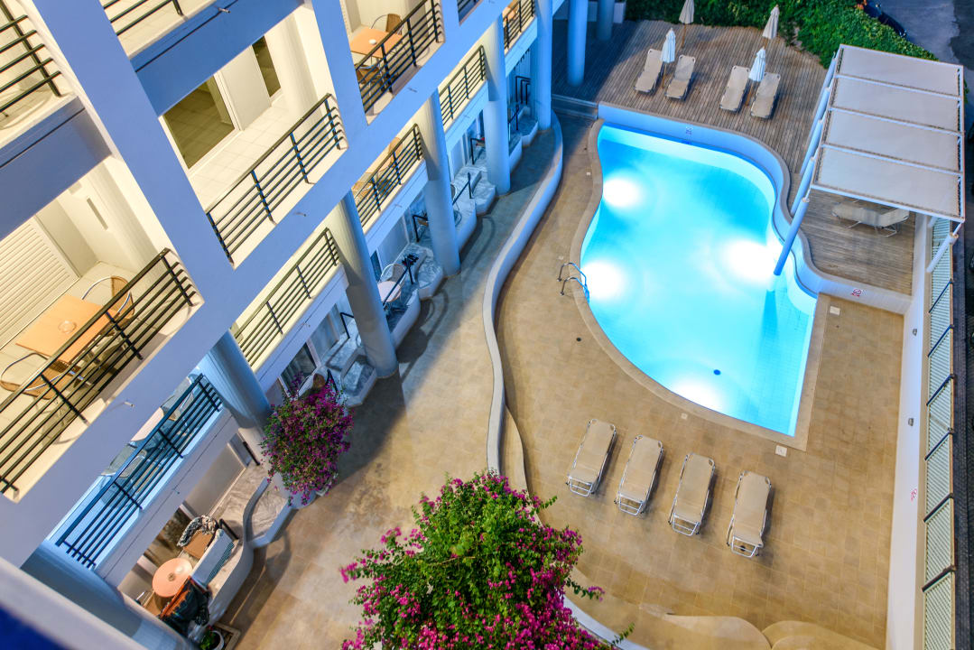 Pool Hotel Alia Beach