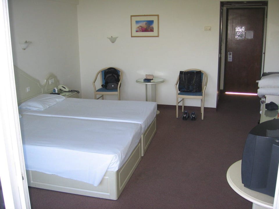 Zimmer im Haupthaus Hotel Kalithea Mare Palace