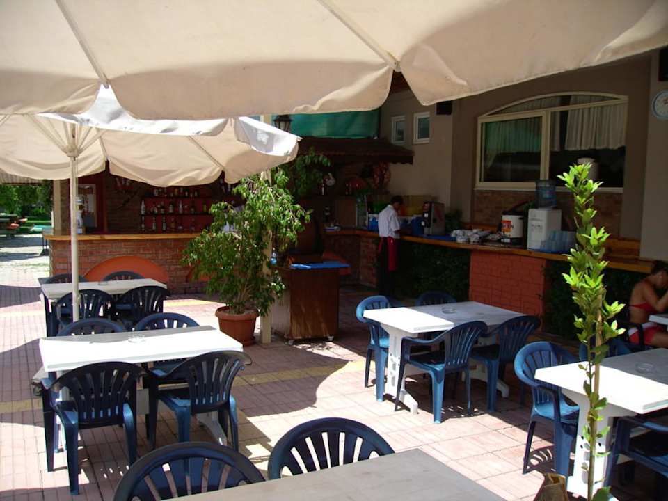 Poolbar Armas Gül Beach
