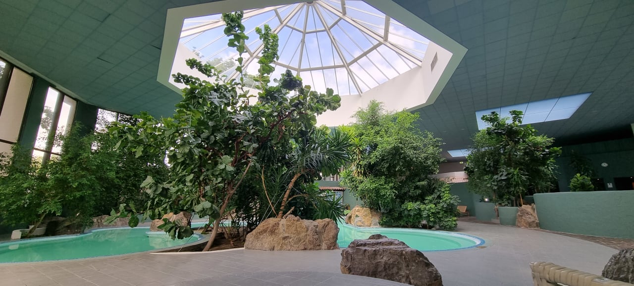 Pool Eventhotel Pyramide