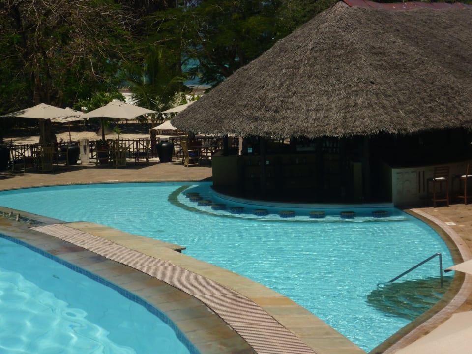 Etage 2 und 1 mit Bar Baobab Beach Resort & Spa