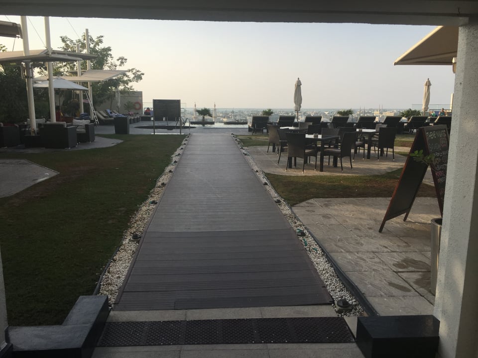 Pool The Canvas Hotel Dubai MGallery By Sofitel