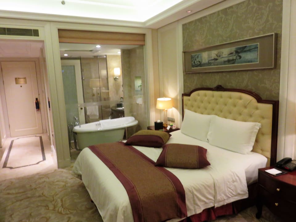 Zimmer Tangshan Guofeng Grand Metropark Hotel