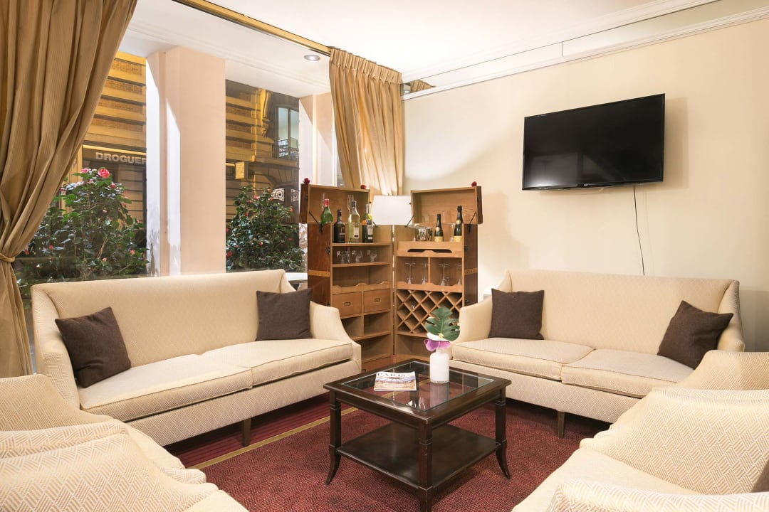 Lobby Hotel Etoile Saint Ferdinand by HappyCulture