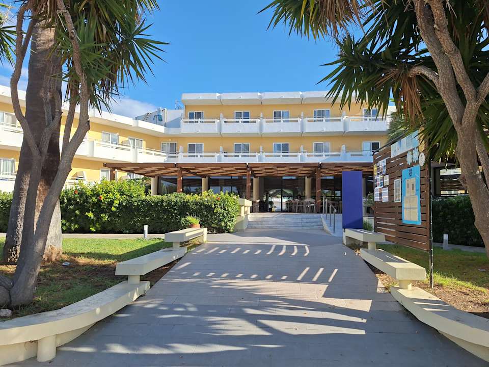 Außenansicht TUI KIDS CLUB Alex Beach