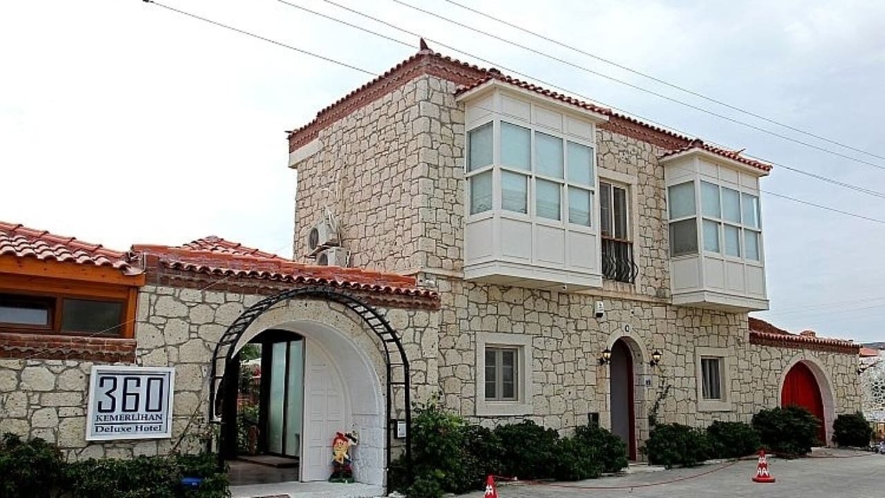 Außenansicht Kemerlihan Deluxe Hotel