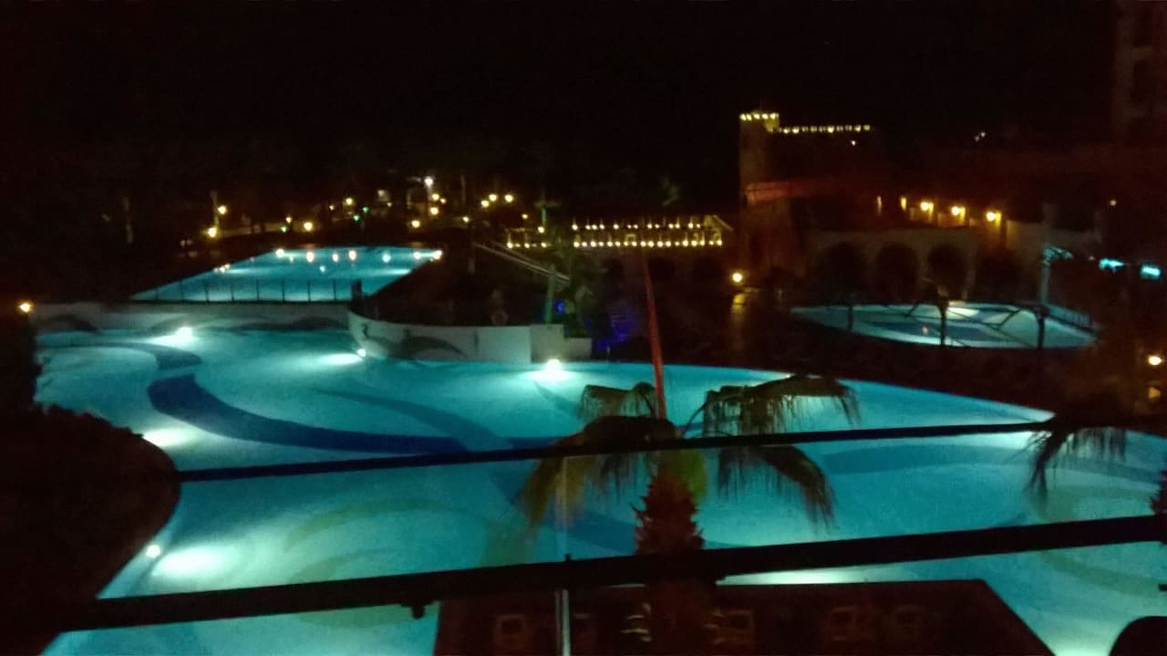 Pool nachts Aydinbey Kings Palace & Spa