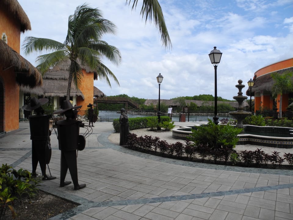 Teil der Lobby Riviera Grand Palladium Select White Sand Resort & Spa