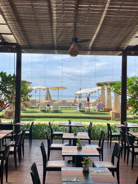 Gastro Apsara Beachfront Resort & Villa - Resort