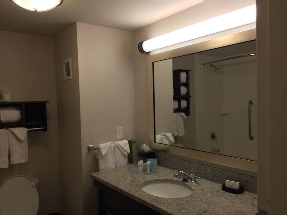 Bad Hampton Inn & Suites Camp Springs/Andrews AFB