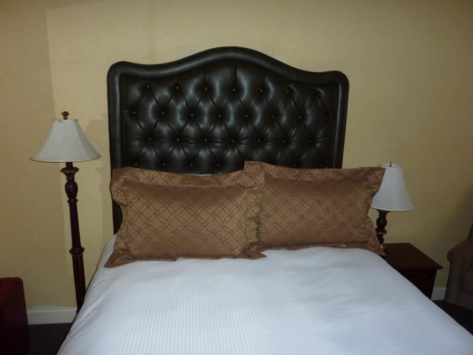 Bed Hotel Tremont Chicago