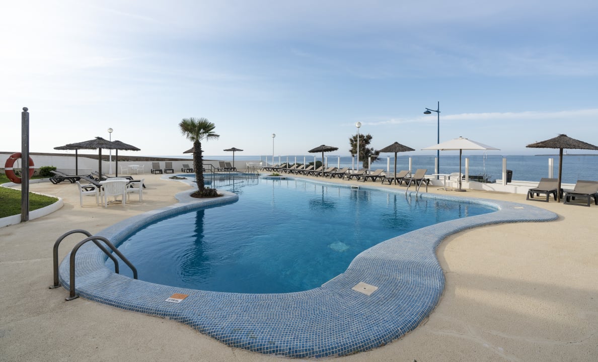 Pool AluaSun Far Menorca