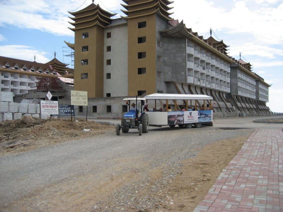 Der Shuttleservice vom oder zum Strand Hane Family Resort