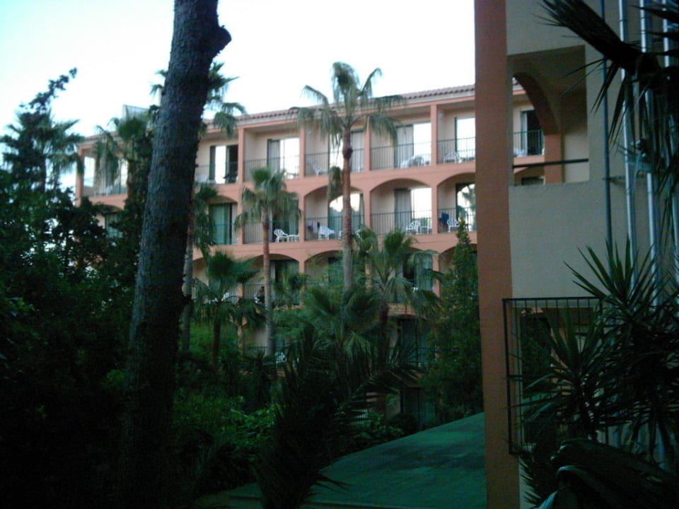 Blick zum Hof Valentin Somni Hotel & Suites