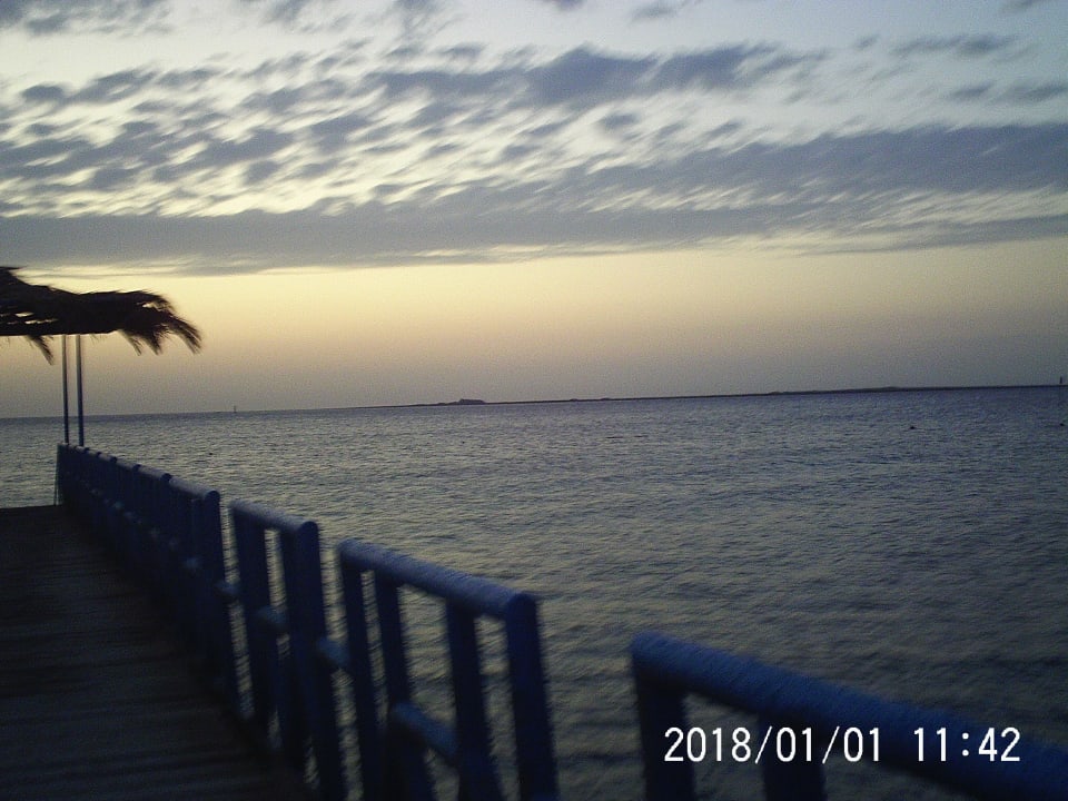 Strand Menaville Safaga