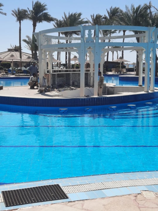 Gastro Sea Beach Aqua Park Resort Managed by Blue Resorts