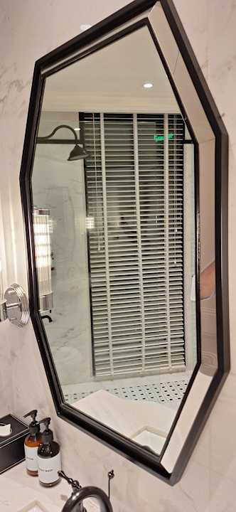 Zimmer Bach Suites Saigon, a Member of Design Hotels