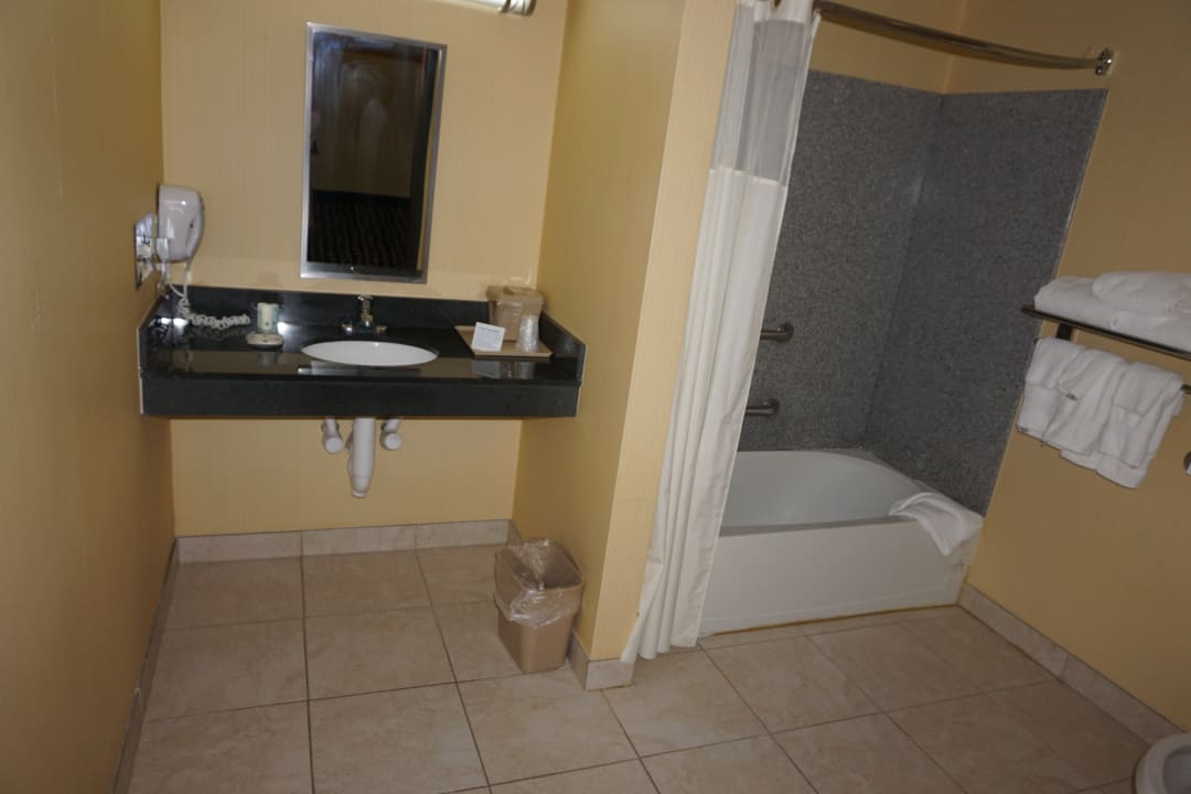 Zimmer Hotel Quality Suites Stratford