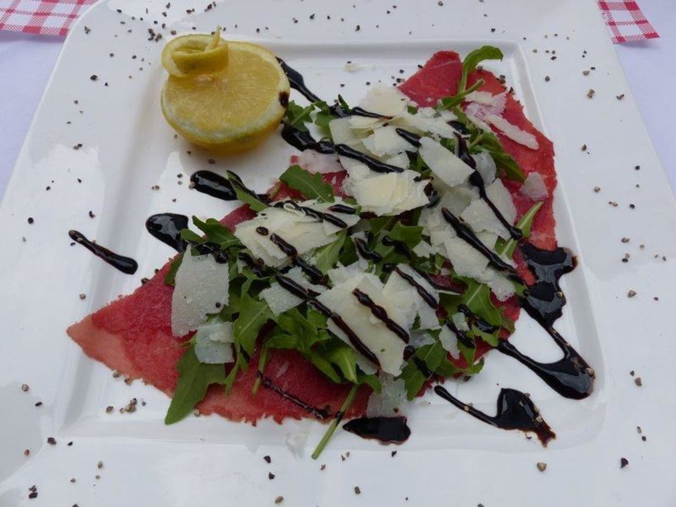 Carpaccio vom Angusrind & Permesan Hotel & Gasthaus Goldener Hirsch