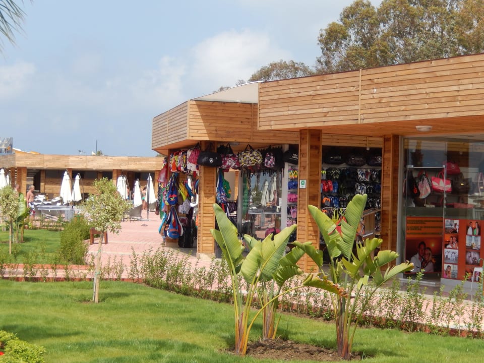 Winkeltjes bij het strand Eftalia Splash Resort
