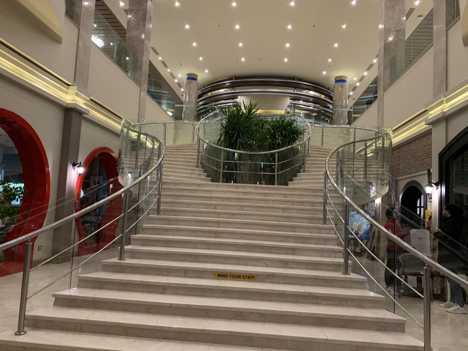 Lobby Titanic Royal