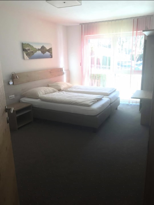 Zimmer Bergparadies - Apartment & Studio Hotel