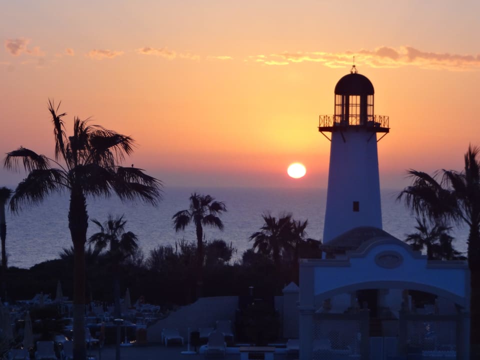 Zachód słońca widziany z tarasu przy restauracji Hotel Riu Chiclana