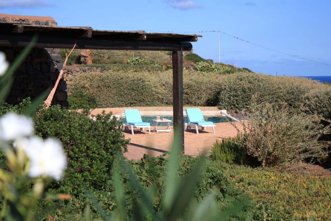 Piscine protette della macchia mediterranea Dammusi I Jardina
