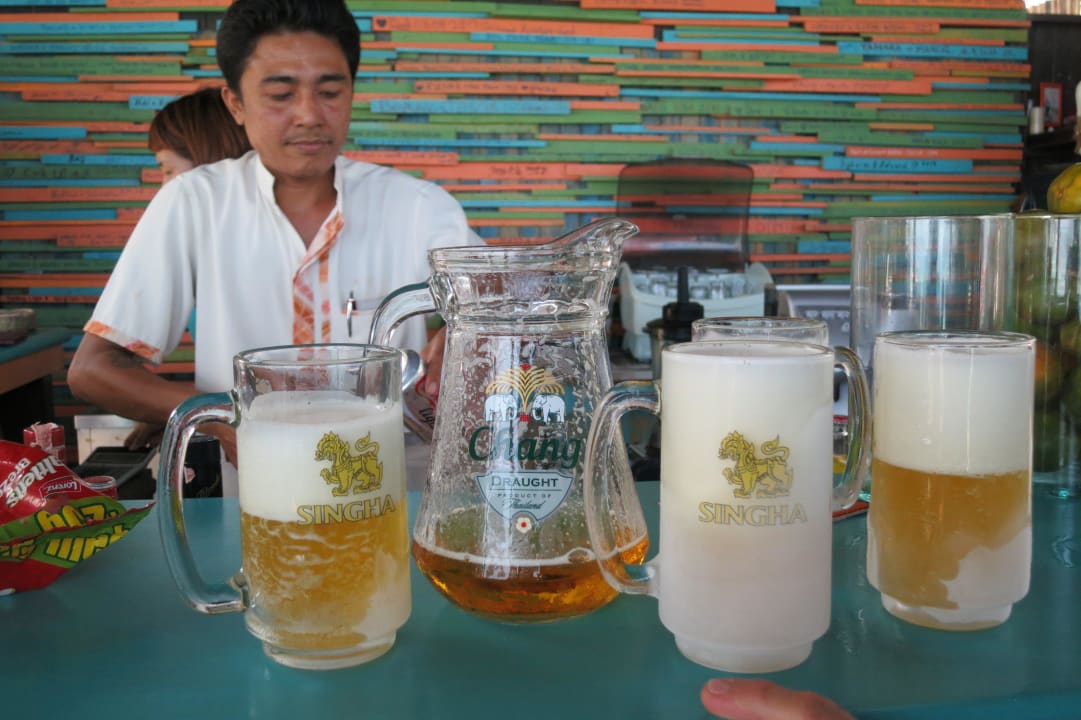 Bar des Hotels The Fair House Beach Resort