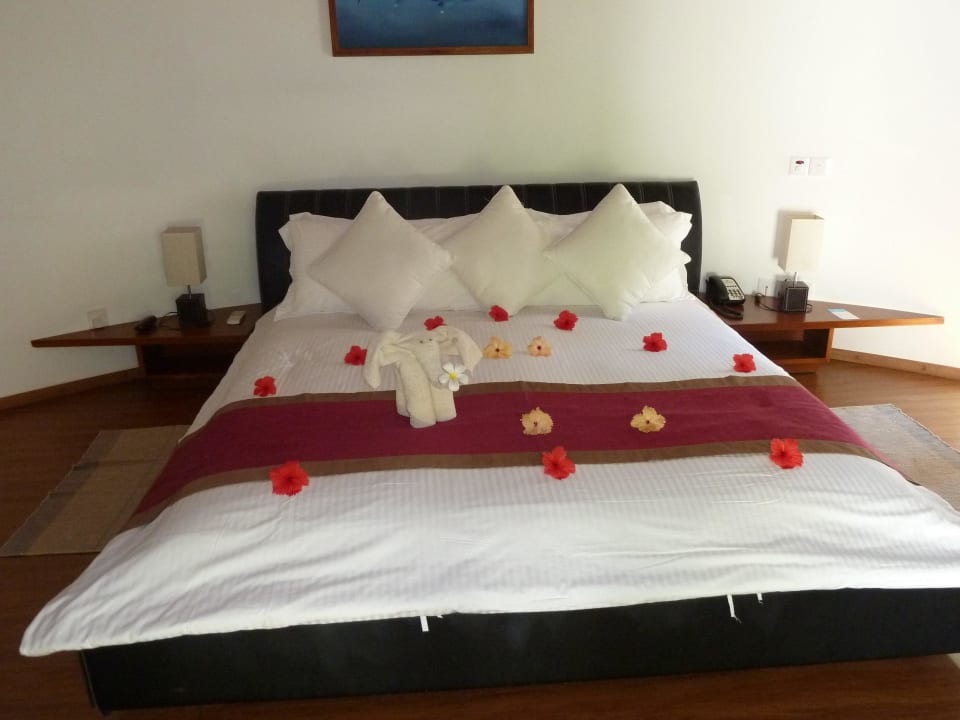So sah unser Bett bei unserer Ankunft aus Kuramathi Maldives