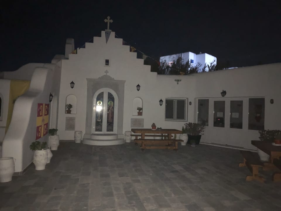 Außenansicht Hotel Eleni's Village Suites