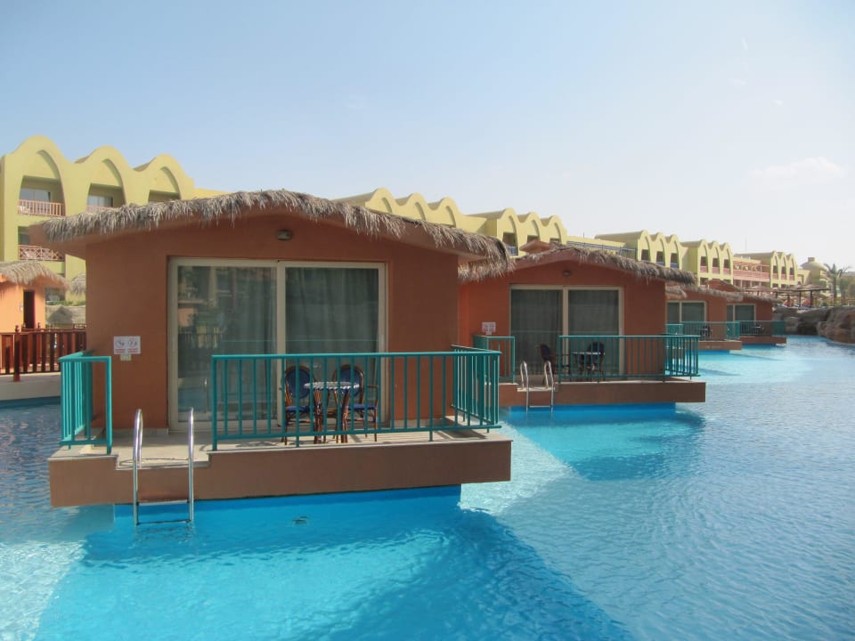Bungalowy Hotel Titanic Palace