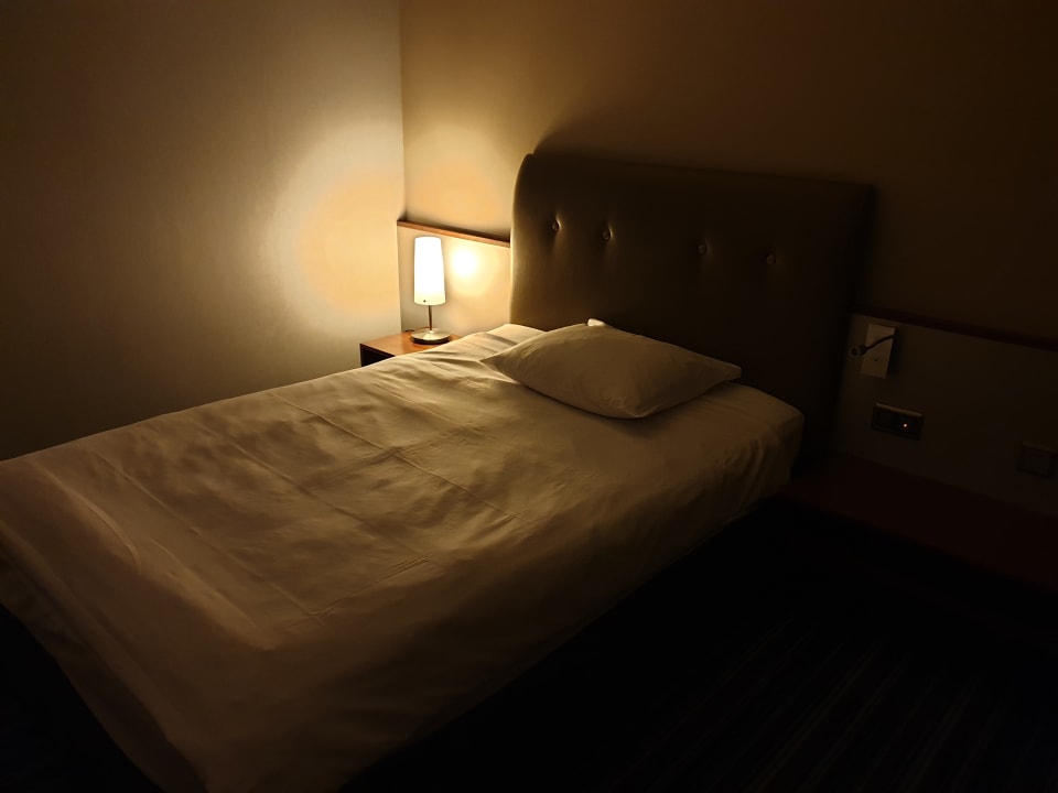 Zimmer Mövenpick Hotel Zürich-Airport