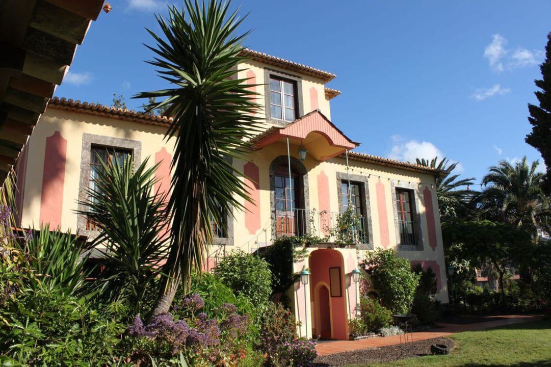 Herrenhaus mit Gourmet-Restaurant 'La Perla' Hotel Quinta Splendida Wellness & Botanical Garden