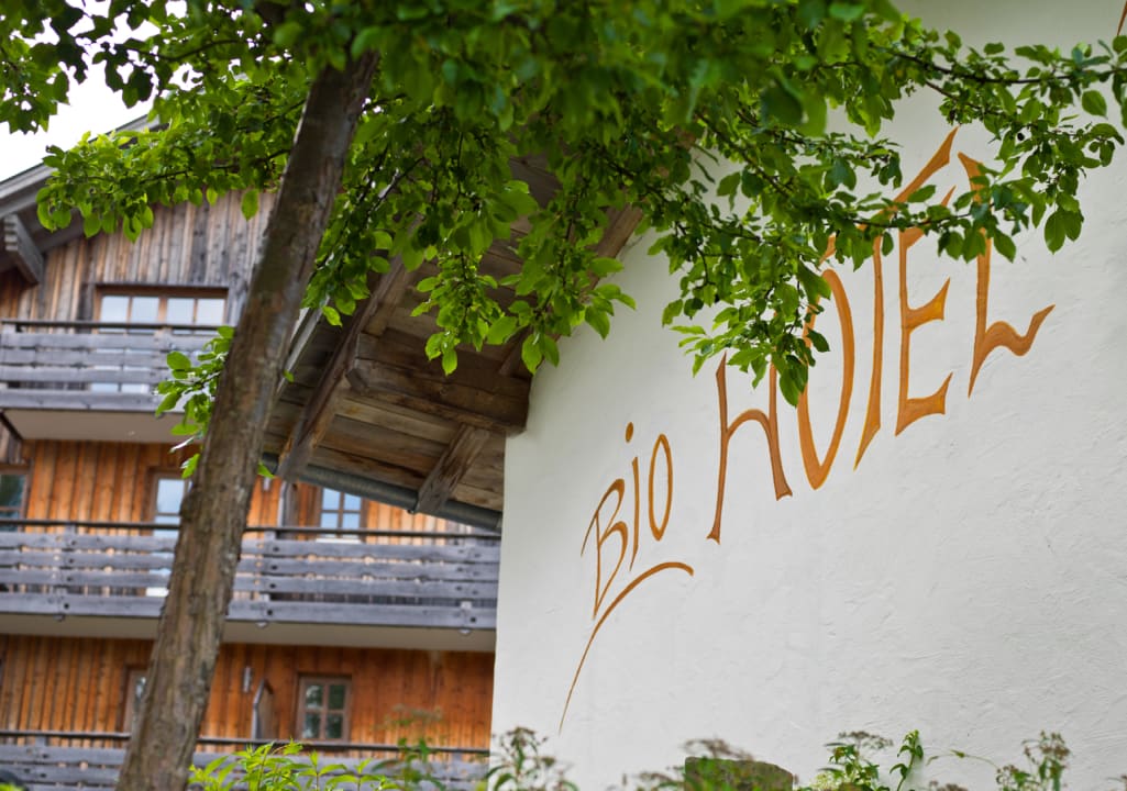 Außenansicht Biohotel Pausnhof