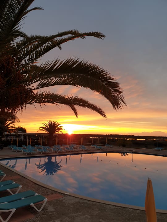 Pool Golden Club Cabanas