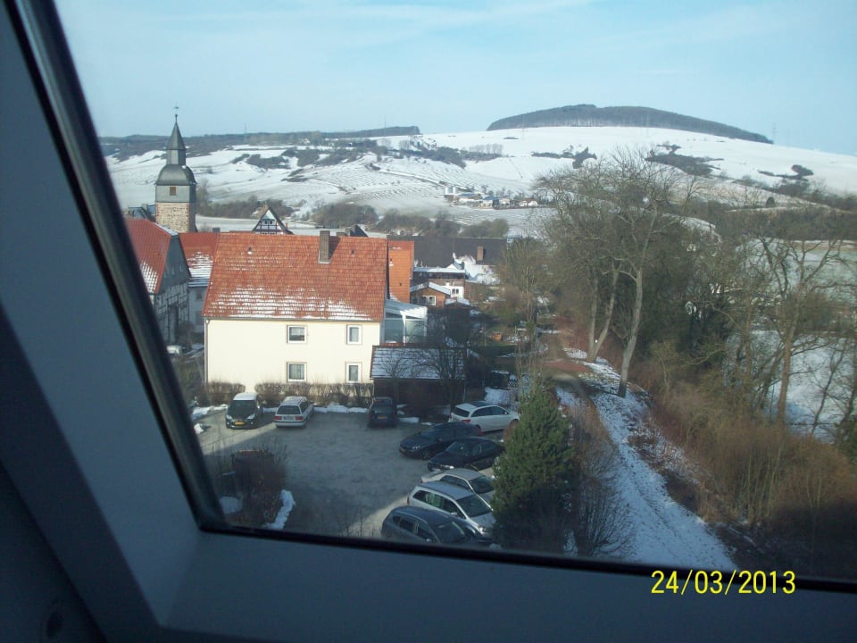 Auslick zum Parkplatz Burghotel Trendelburg