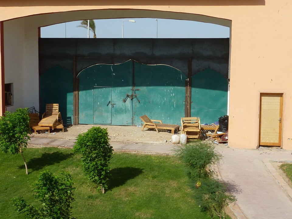 Hinter den Kulissen Pickalbatros Alf Leila Wa Leila Resort - Neverland Hurghada