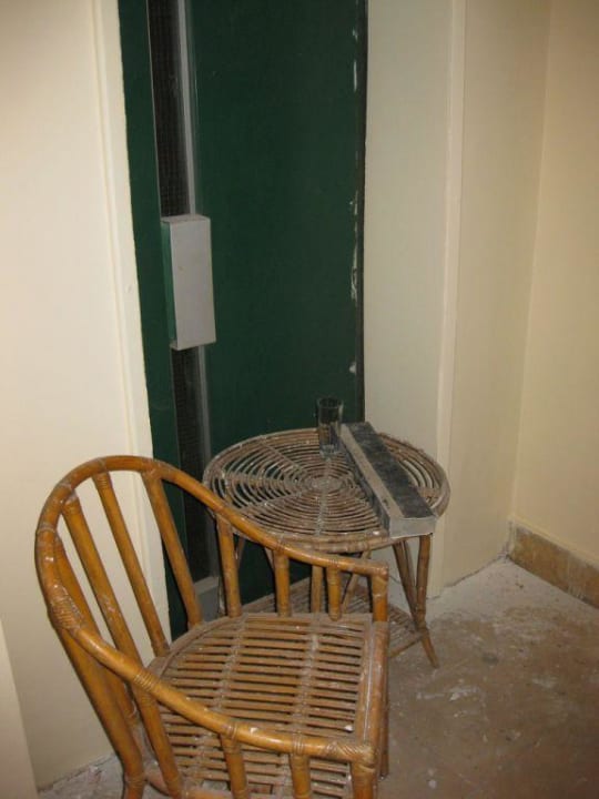 Vor dem Aufzug Hotel Gaddis