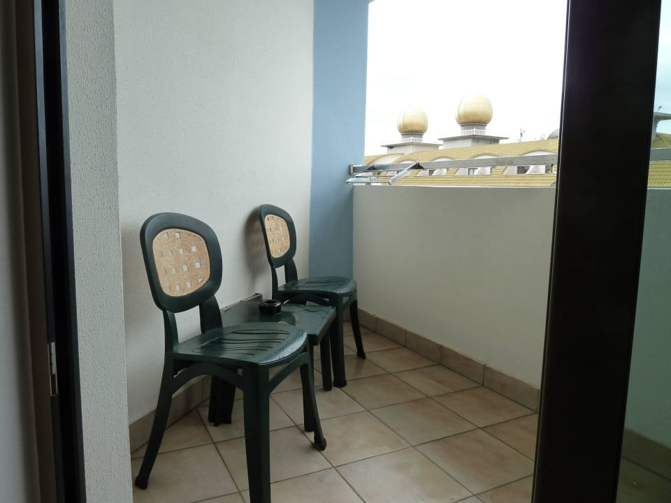Balkon Port Side Resort Hotel