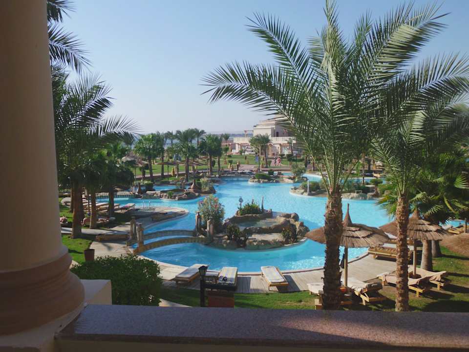 Teil der riesigen Poolanlage Pickalbatros Palace Resort