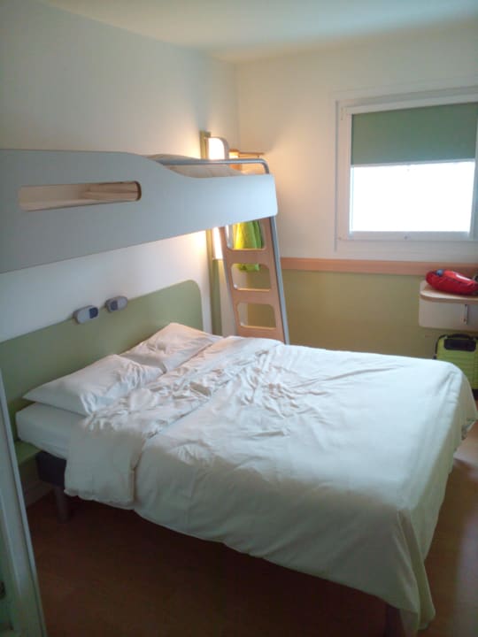 3-Bett Zimmer ibis budget München Airport Erding