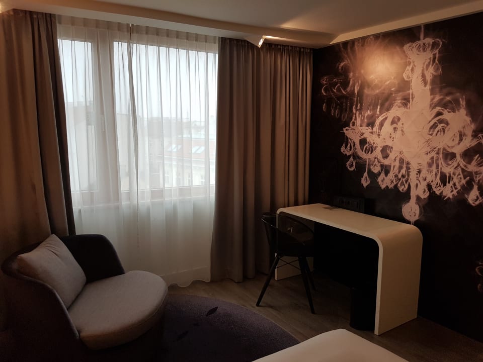 Zimmer Renaissance Wien Hotel